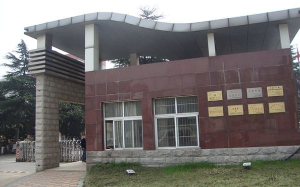 ZHANGJIAGANG CITY PEONY MACHINERY CO.,LTD ligne de production du fabricant