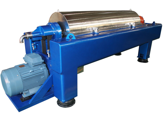 Centrifugeuse titanique de décanteur de vis échelle industrielle de 3 phases